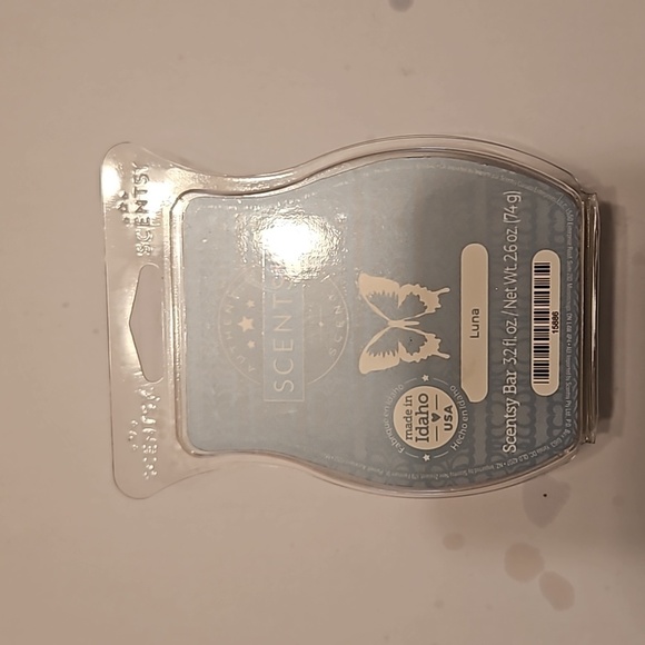 Scentsy Other - Luna Scensty Bar